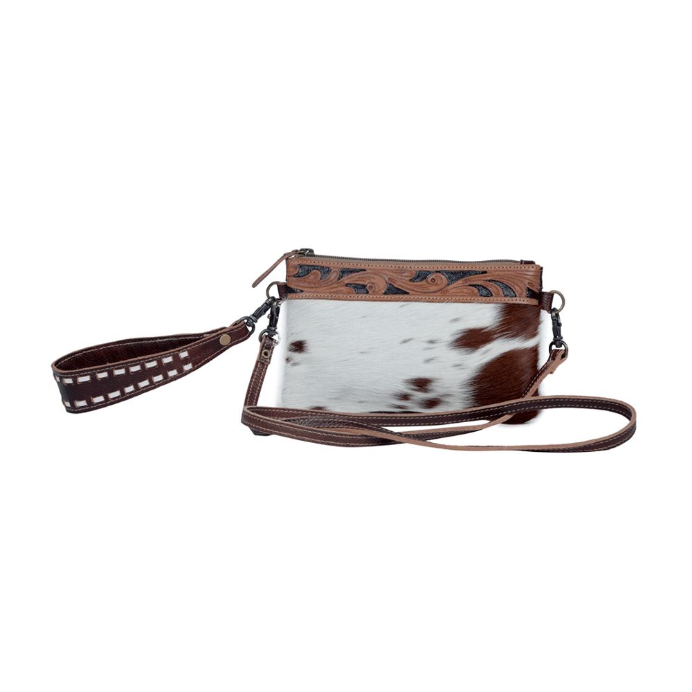 Streaks Delight Crossbody Belt Bag